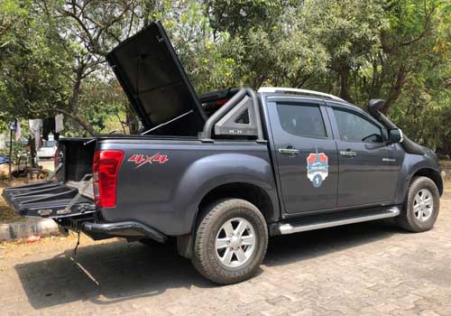 Isuzu-Lid-Rollbar-Bedliner-4x4-1